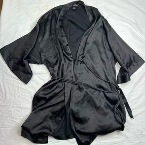 Victoria's Secret Angels Satin Short Kimono Robe Sz M L Black Belted
